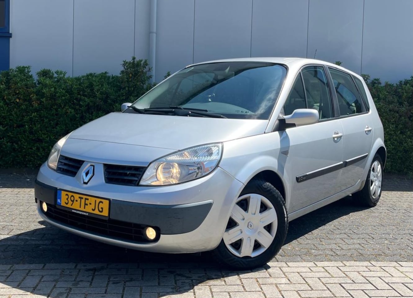 Renault Scénic - 2.0 16V 99KW AUTOMAAT EURO3 Dynamique - AutoWereld.nl