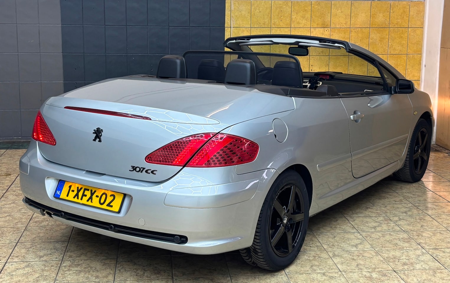 Peugeot 307 CC - 2.0-16V/CABRIO/AUTOMAAT/NW APK - AutoWereld.nl