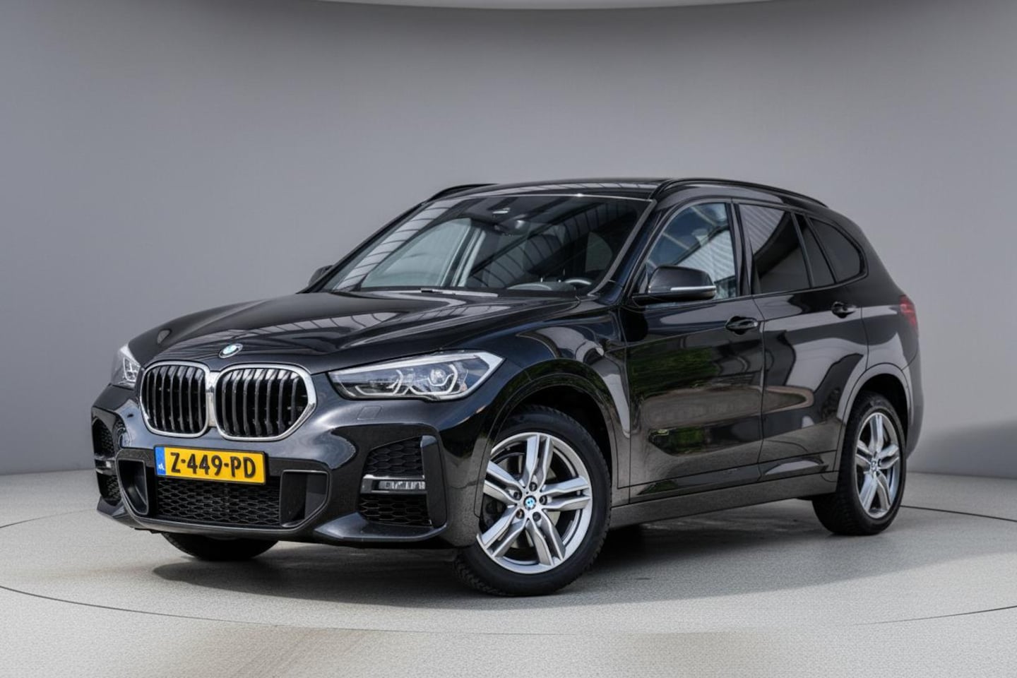 BMW X1 - xDrive20i 192pk M-Sport Pano-dak|Camera|Elek-A.klep|Sportstoelen|Sfeerverlichting - AutoWereld.nl