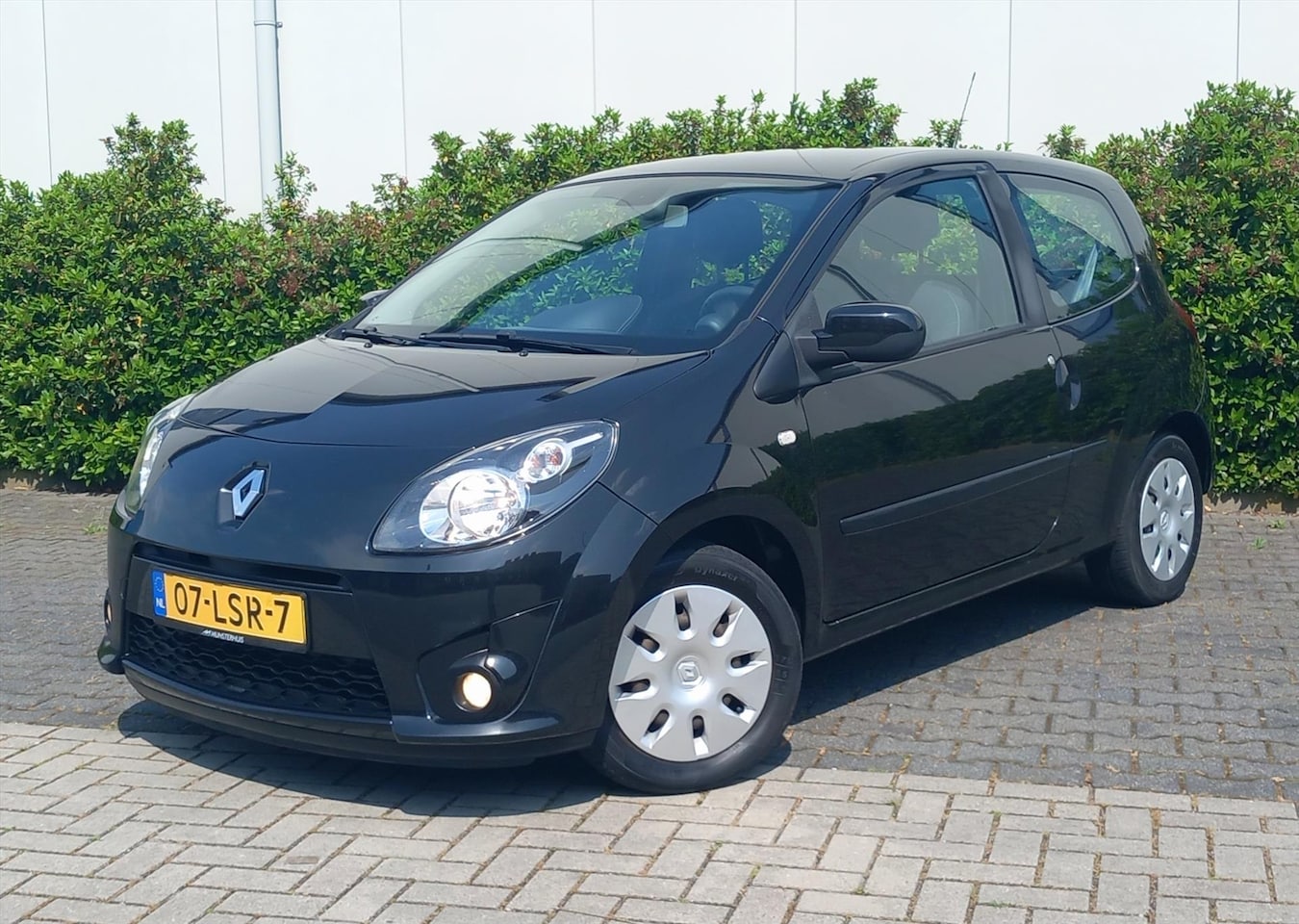 Renault Twingo - 1.2 16V Dynamique Airco - AutoWereld.nl