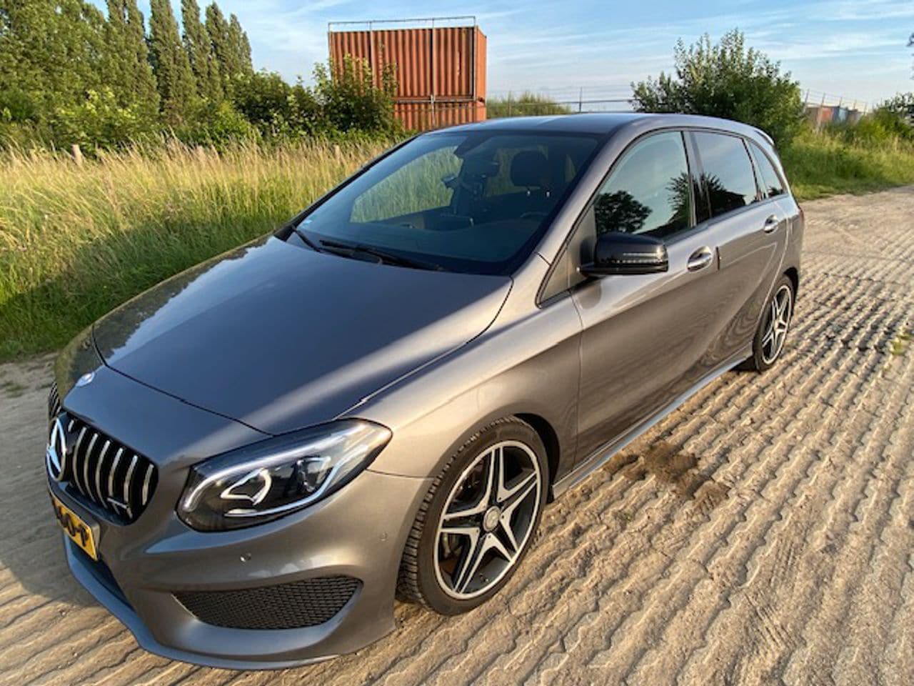 Mercedes-Benz B-klasse - 180 Ambition - AutoWereld.nl