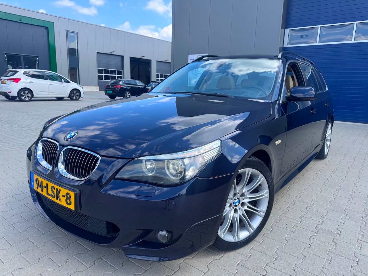 BMW 5-serie Touring - 545i High Executive M-pakket panoramadak vol opties!! - AutoWereld.nl