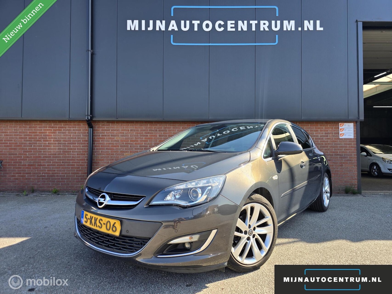 Opel Astra - 1.4 Turbo Sport / NAP / LEDER / NAVI / CLIMA - AutoWereld.nl