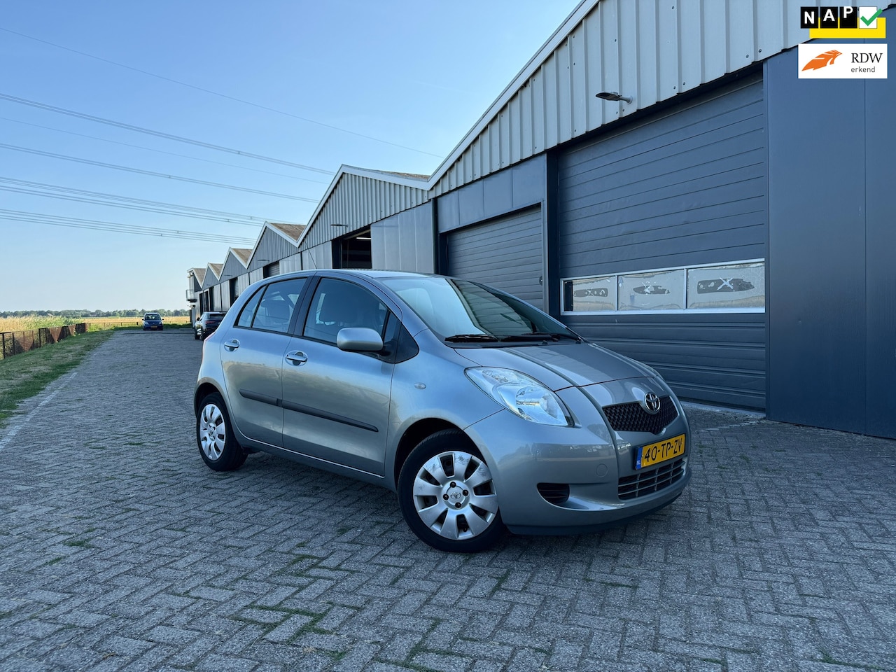 Toyota Yaris - 1.3 VVTi Sol 2e Eigenaar/Airco/Volledig onderhoud - AutoWereld.nl