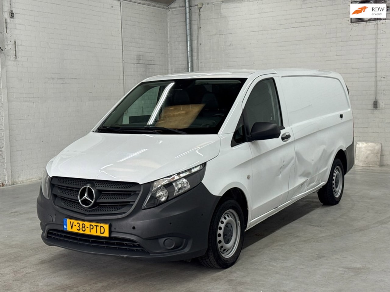 Mercedes-Benz Vito - 114 CDI Lang|Camera|Navigatie|Airco - AutoWereld.nl