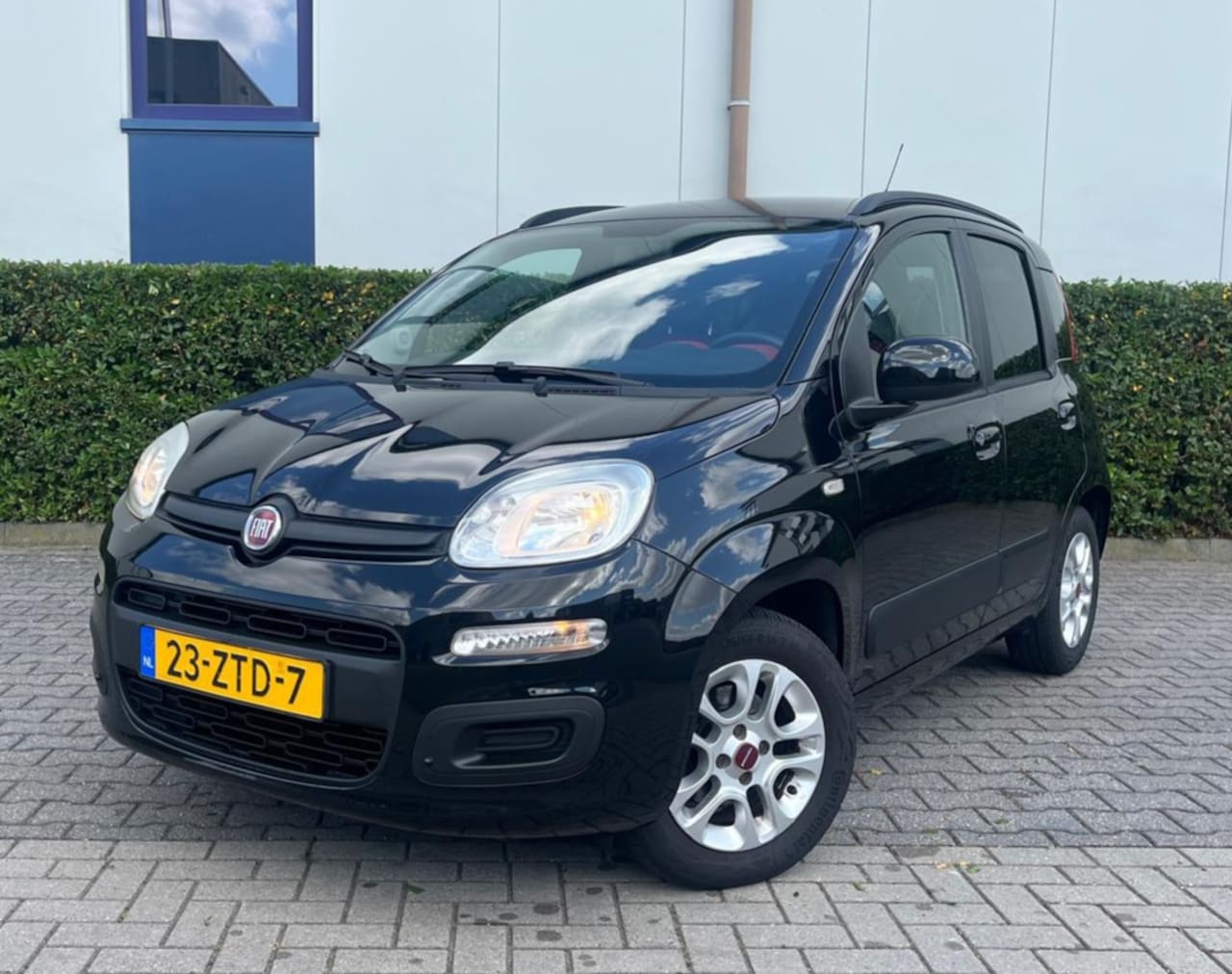 Fiat Panda - TwinAir 65PK Lounge Airco/Navigatie - AutoWereld.nl