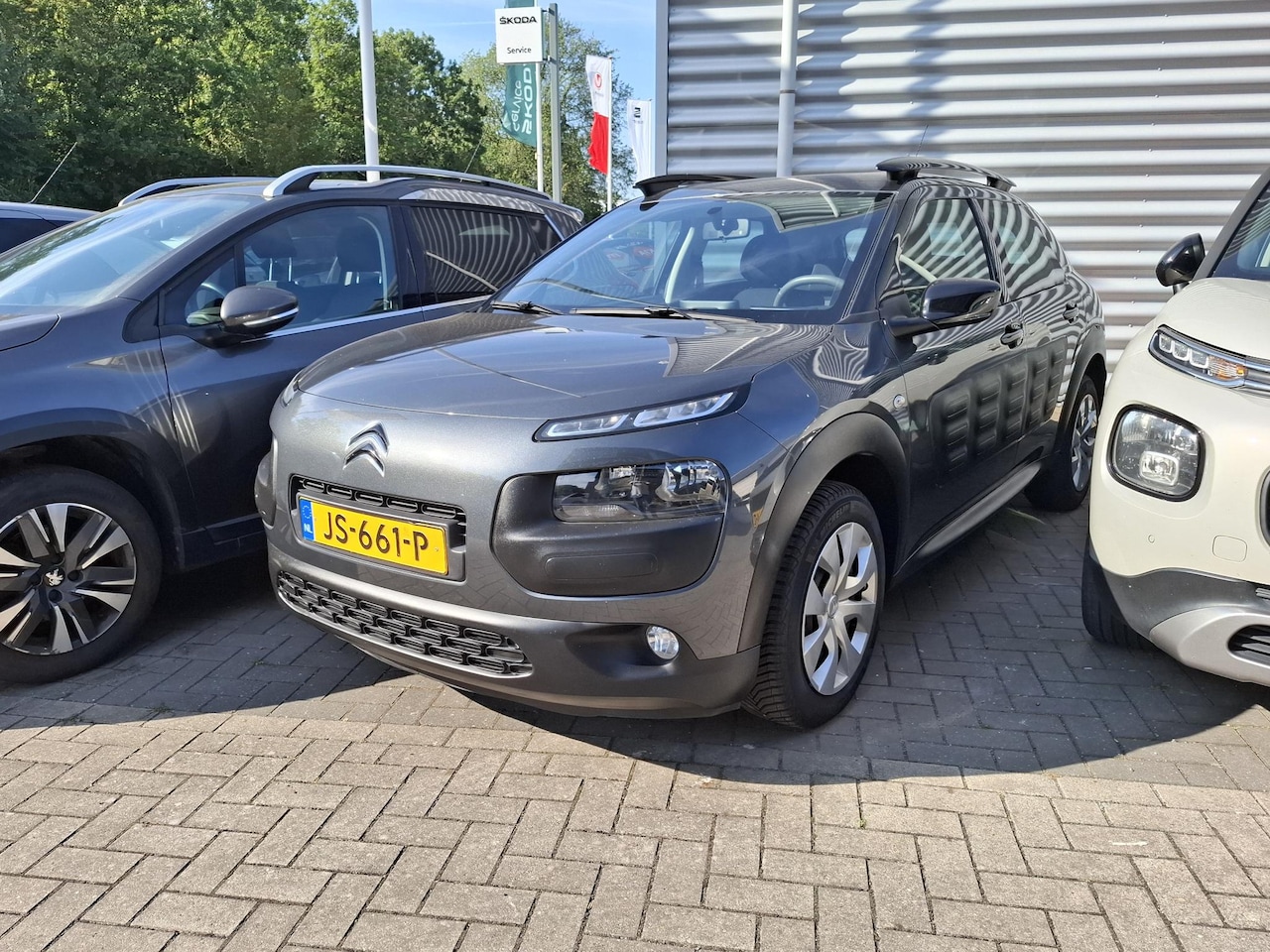 Citroën C4 Cactus - 1.2 Feel Airco/Nav/Trekhaak Nieuwe distributieriem - AutoWereld.nl