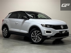 Volkswagen T-Roc - 1.5 TSI Sport Virtual DSG CarPlay Camera Cruise
