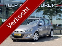 Hyundai i20 - 1.2i i-Drive 5 Deurs Airco LED Goed onderhouden