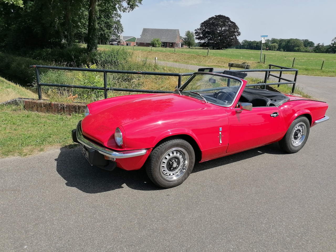 Triumph Spitfire - 1500 Soft Top - AutoWereld.nl