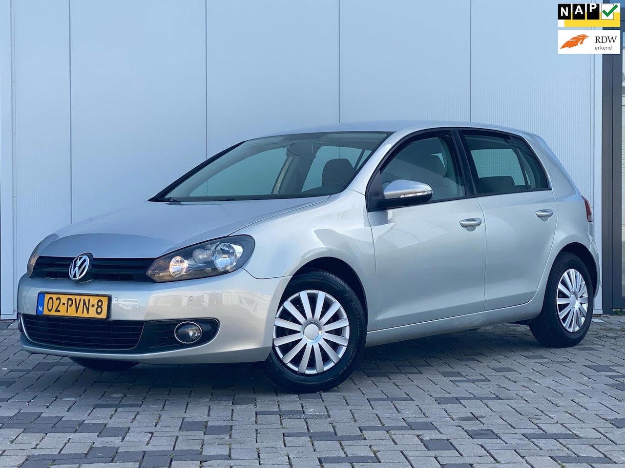 Volkswagen Golf - 1.6 Trendline Airco Carplay Navi scherm - AutoWereld.nl
