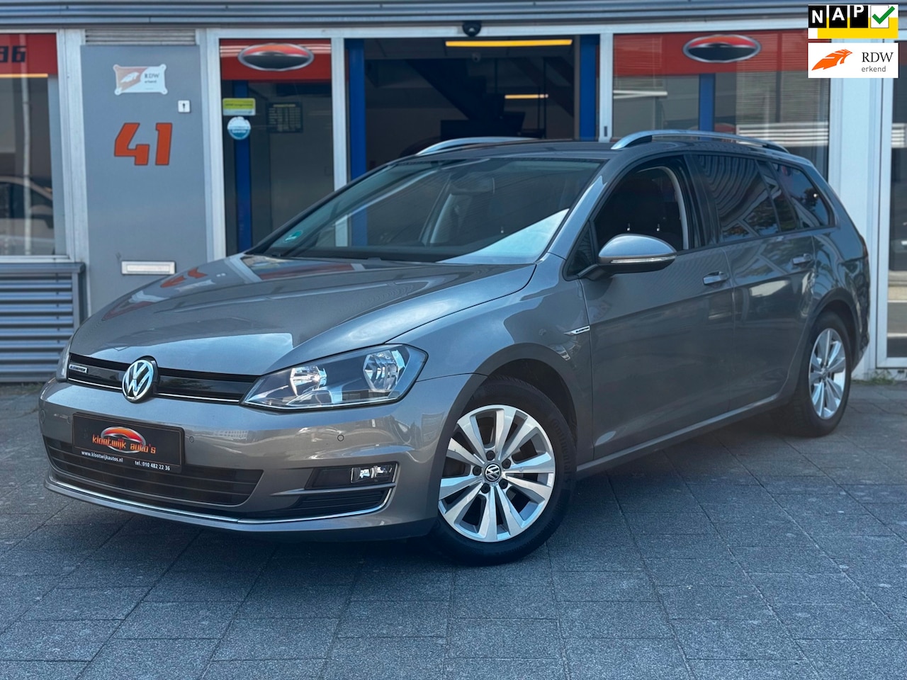 Volkswagen Golf Variant - 1.0 TSI Business Edition DSG7 Navigatie Cruise Trekhaak LM NL-Geleverd - AutoWereld.nl