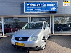 Volkswagen Touran - 1.6-16V FSI Highline
