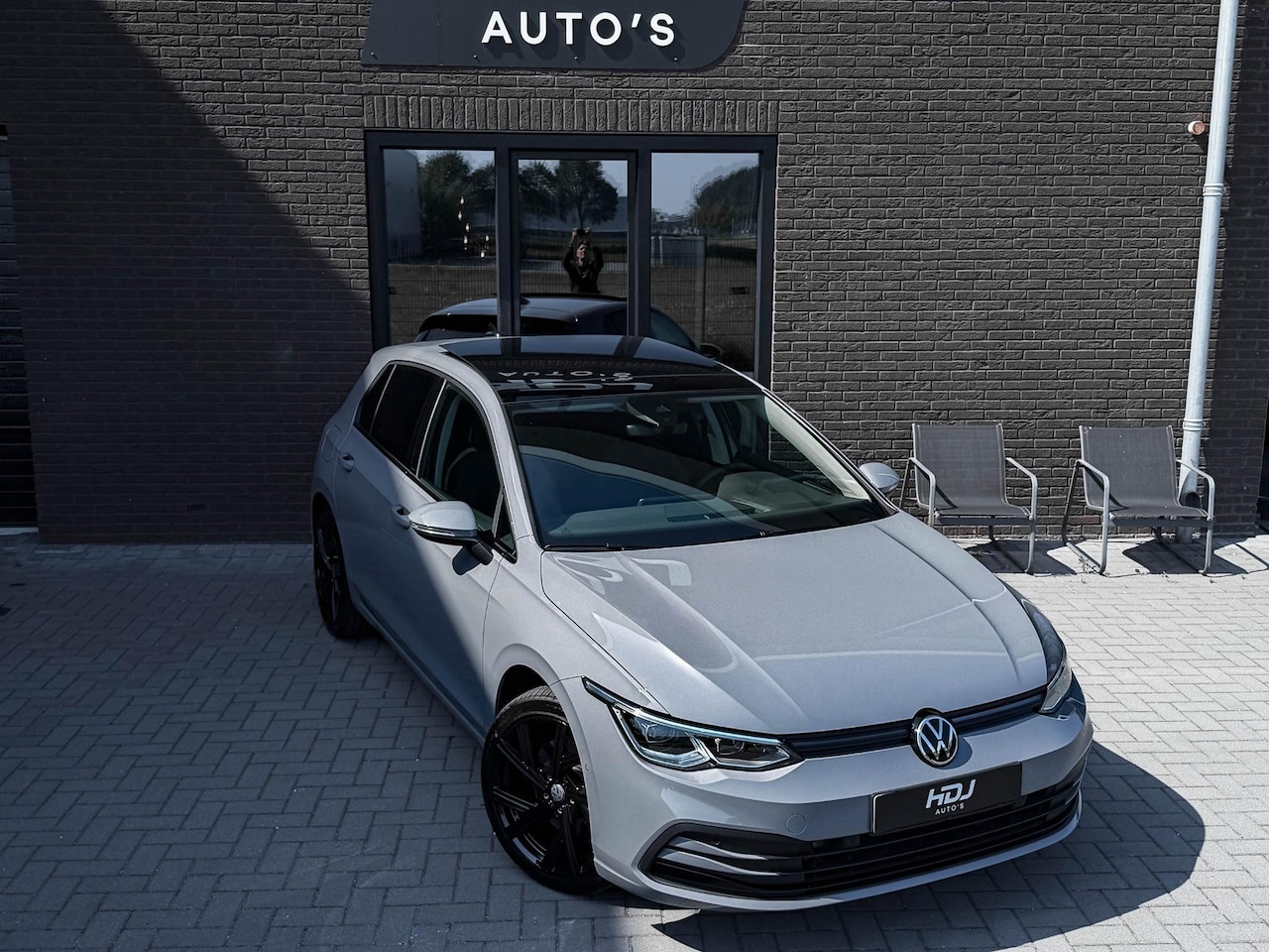 Volkswagen Golf - 1.4 eHybrid Style | Pano | 18"| Side | Ad. Cruise | Massage | Memo | Camera - AutoWereld.nl