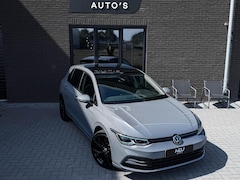 Volkswagen Golf - 1.4 eHybrid Style | Pano | 18"| Side | Ad. Cruise | Massage | Memo | Camera