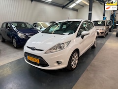 Ford Fiesta - 1.6 Titanium 5 DEURS/CLIMA/NAP/APK