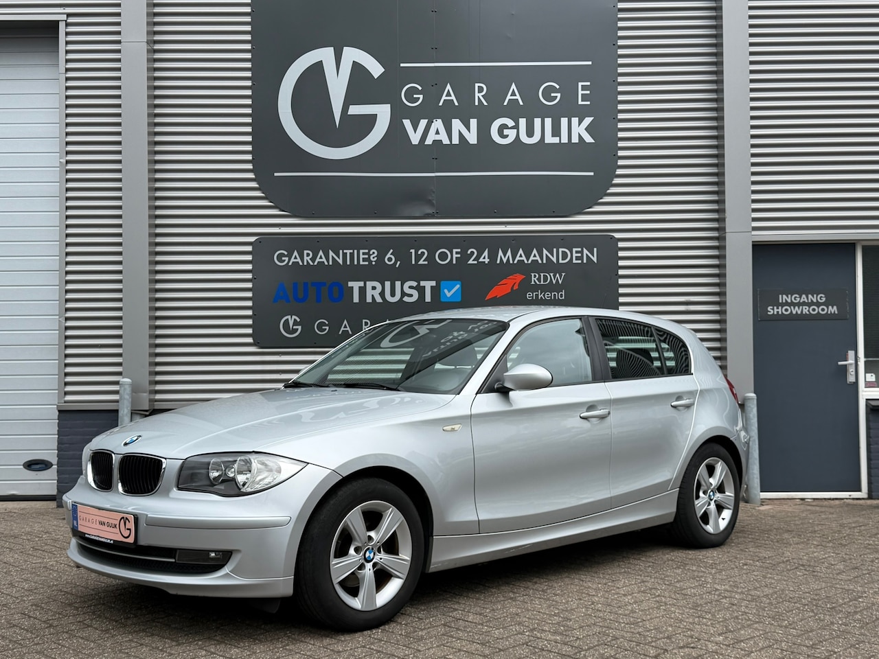 BMW 1-serie - 116i 122PK ClimateCtrl,Stoelverw.,Lmv,Pdc,KeylessGoKnop,Isofix,Facelift,OnderhoudAanwezig, - AutoWereld.nl