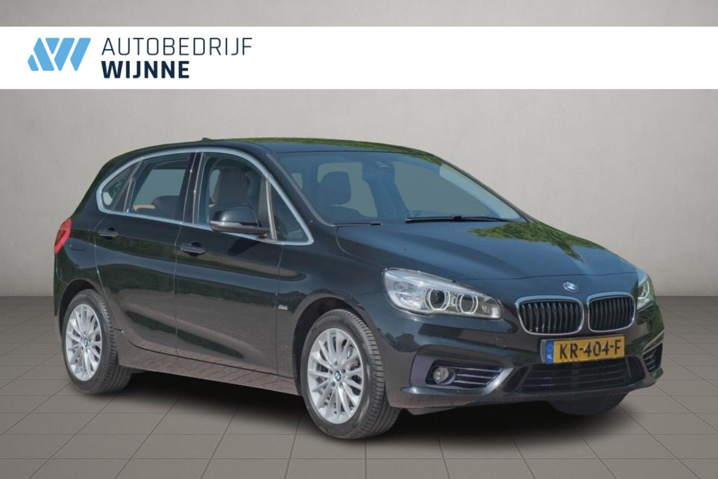 BMW 2-serie Active Tourer - 218d 150pk Aut. High Executive | Navi | Climate | Cruise | Head-Up Display | Stoelverwarmi - AutoWereld.nl