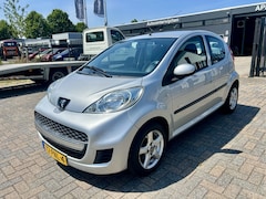 Peugeot 107 - 1.0-12V Millesim 200 - Zeer Netjes