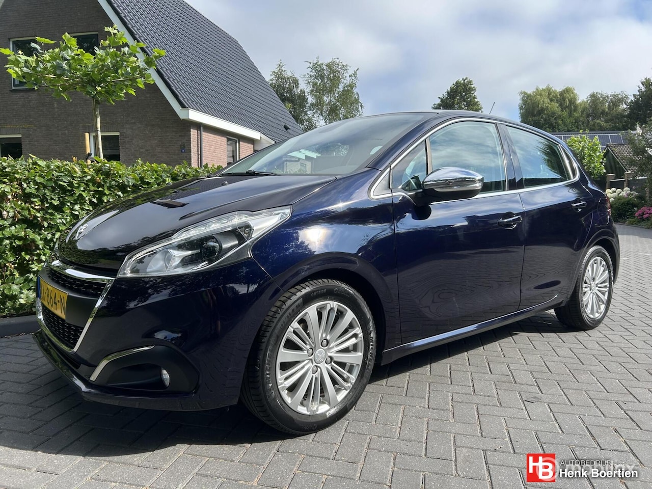 Peugeot 208 - 1.2 PureTech Blue Lease Allure 1.2 PureTech Blue Lease Allure - AutoWereld.nl