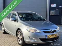 Opel Astra Sports Tourer - 1.4 Turbo Sport