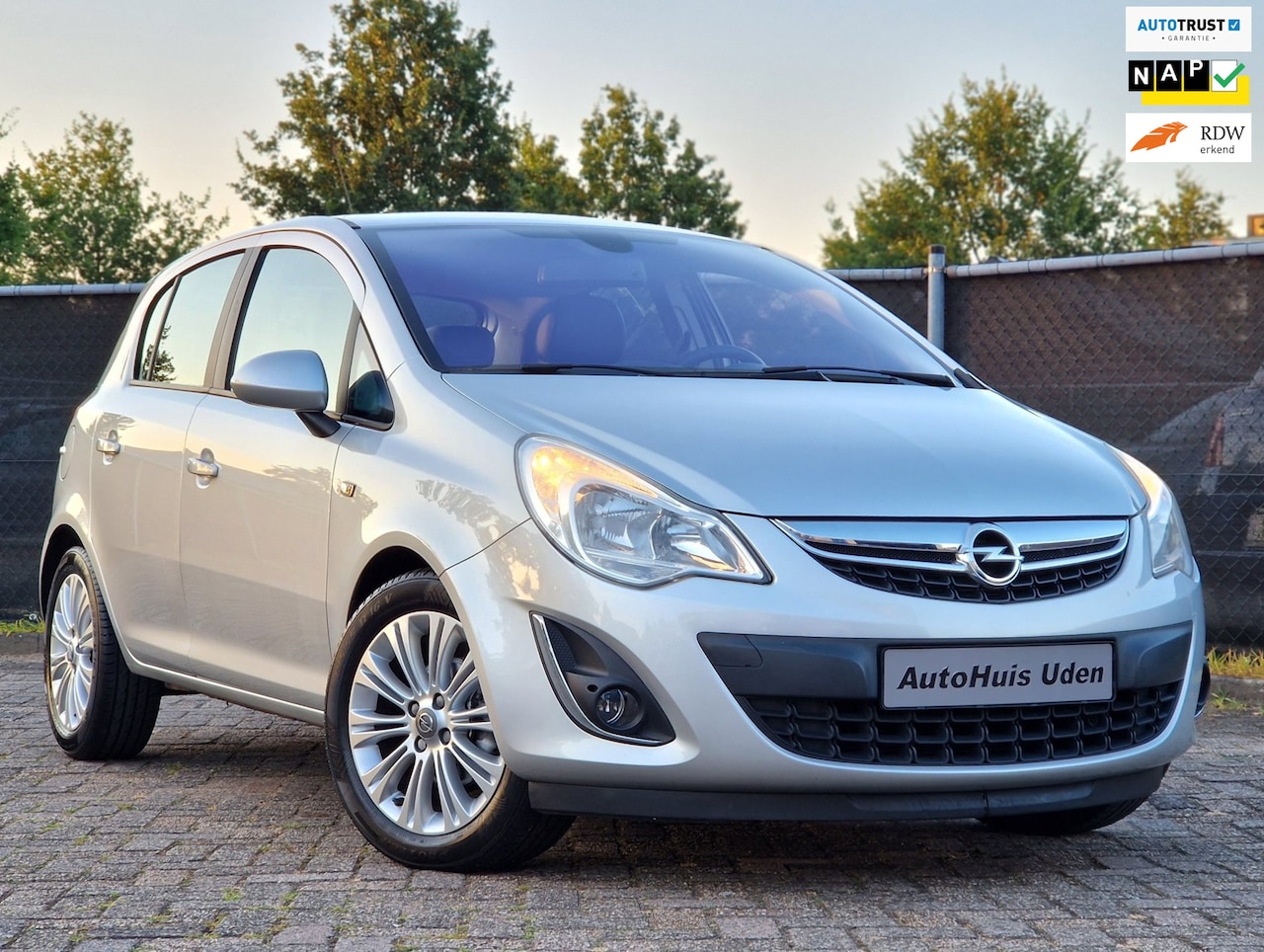 Opel Corsa - 1.4-16V Cosmo*Org NL*73DKM*Airco*Cruise - AutoWereld.nl