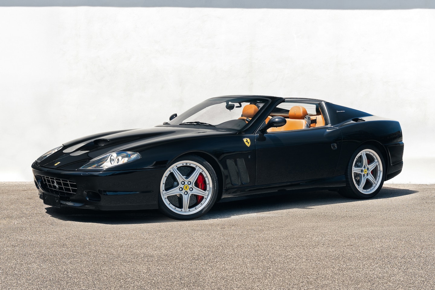 Ferrari Superamerica - 575 F1 - Nero DS - Ceramic Brakes - HGTE Handling Package - 1 of 559 - AutoWereld.nl