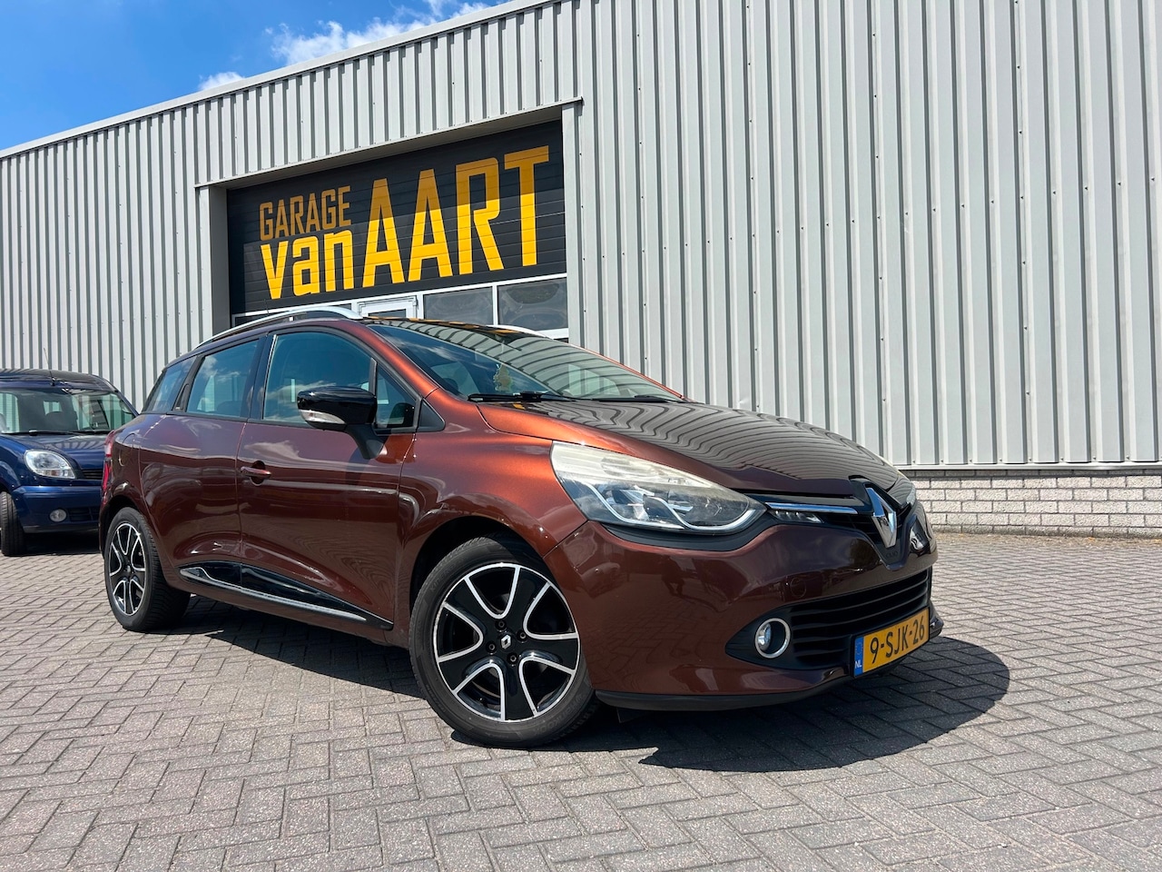 Renault Clio Estate - 0.9 TCe Expression | SCHERM | NAP | - AutoWereld.nl