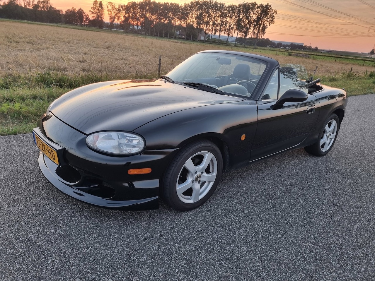 Mazda MX-5 - 1.8i 1.8i - AutoWereld.nl