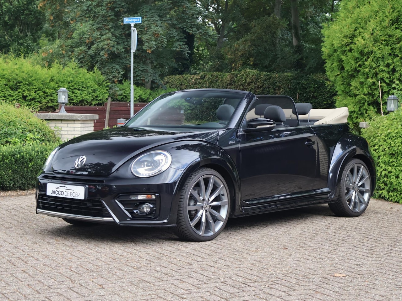 Volkswagen Beetle Cabriolet - 1.4 TSI R-Line 150pk - AutoWereld.nl