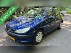 Peugeot 206 - 1.4 X-line