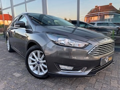 Ford Focus Wagon - 1.0 Titanium
