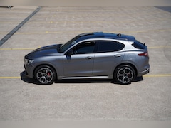 Alfa Romeo Stelvio - 2.0 T AWD Veloce Q4 Skywindow