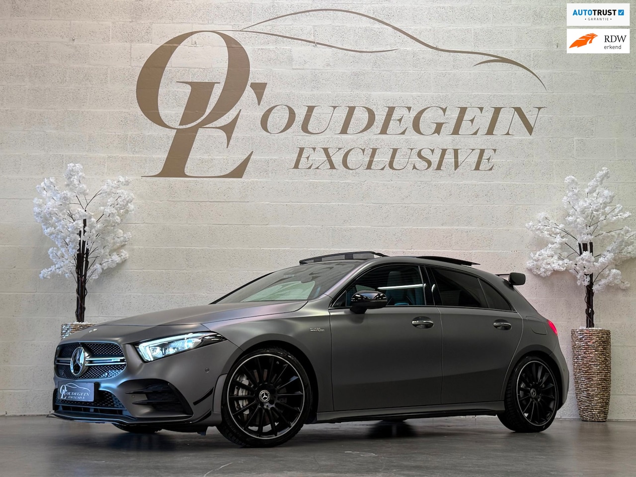 Mercedes-Benz A-klasse - AMG 35 4MATIC Premium Plus / Pano / Burmester / Carplay / Memory / Camera / MultiBeam / He - AutoWereld.nl