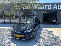 Toyota Auris Touring Sports - 1.8 Hybrid Aspiration/ airco/ Stoel verwarming/ Parkeerhulp voor en achter/ 12 maanden gar