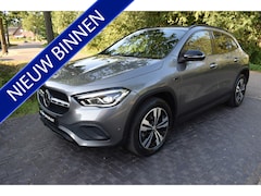 Mercedes-Benz GLA-Klasse - 250 e AMG Line 262 PK, ACC, Half Leer, ACC NIEUWST