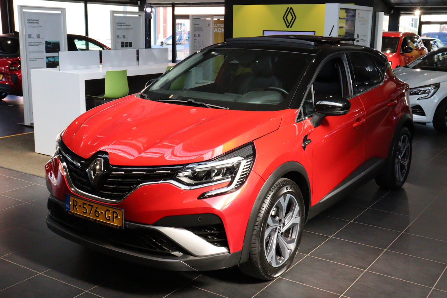 Renault Captur - 1.6 E-Tech Hybrid 145 Rive Gauche - AutoWereld.nl