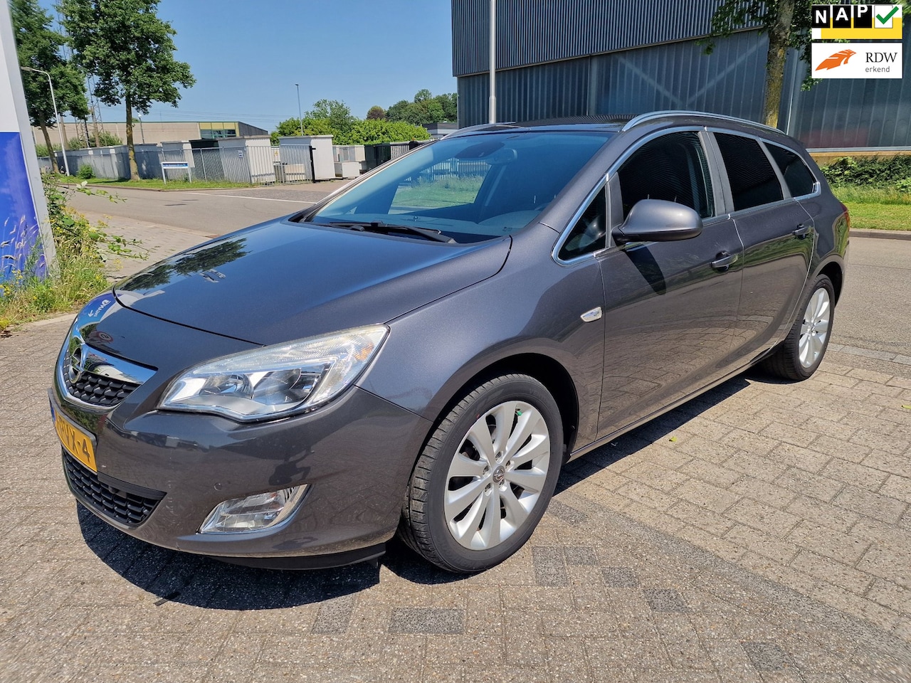 Opel Astra Sports Tourer - 1.4 Turbo Cosmo 1.4 Turbo Cosmo, Apk, Nap, Nieuwe koppeling, Inruil mogelijk. - AutoWereld.nl