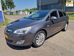 Opel Astra Sports Tourer - 1.4 Turbo Cosmo, Apk, Nap, Nieuwe koppeling, Inruil mogelijk