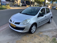 Renault Clio - 1.2-16V BNS LINE