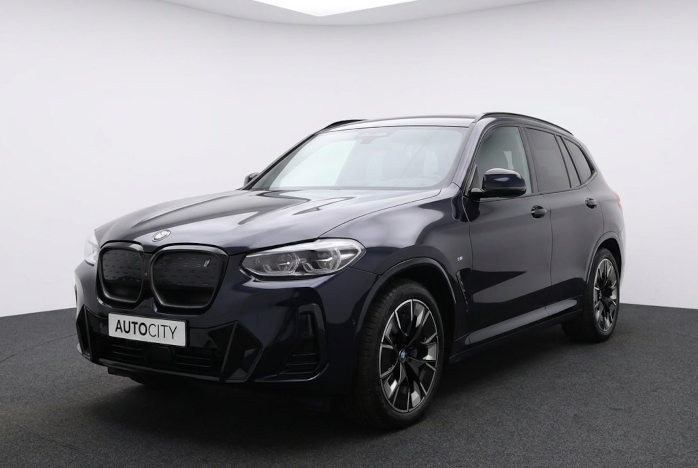 BMW iX3 - 80KWH High Executive Pano l HUD l 360 l MEMORY l Harman l Trekha - AutoWereld.nl