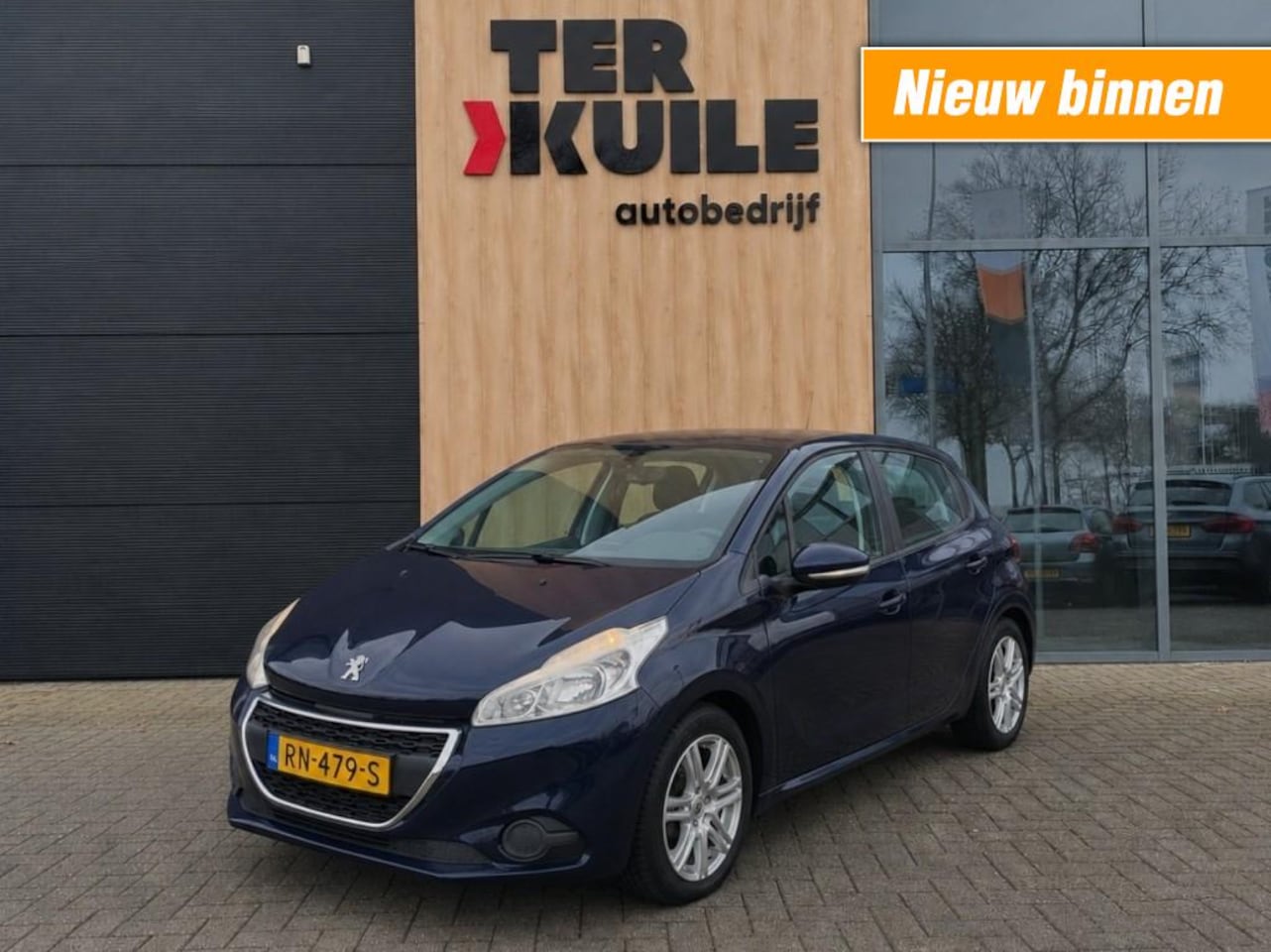 Peugeot 208 - 1.2 E-VTI ACTIVE 2014 5 Drs PDC A/C - AutoWereld.nl
