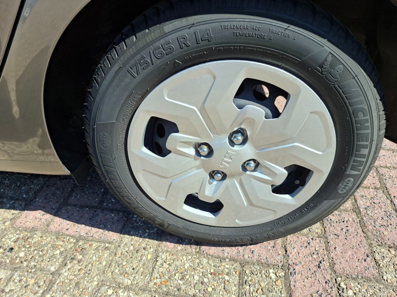 Kia Picanto - 1.0 MPi ComfortPlusLine RADIO/AIRCO/ACHTERUITRIJ CAMERA/ELEC.RAMEN+SPIEGELS