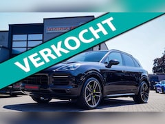 Porsche Cayenne - 3.0 E-Hybrid Platinum Edition | Panorama | Sport Chrono | Lane Assist | Trekhaak | Luchtve