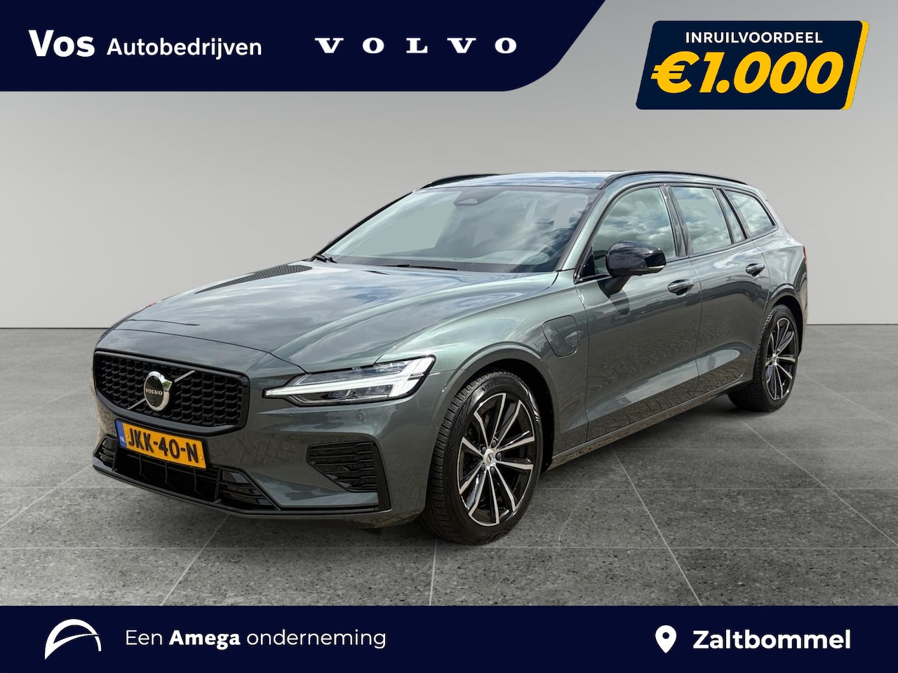Volvo V60 - 2.0 T6 Plug-in hybrid AWD Plus Dark l Trekhaak l Semi wegklapbare trekhaak l - AutoWereld.nl