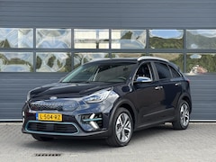 Kia e-Niro - DYNAMICPLUSLINE 64 KWH (100% SOH) I TREKHAAK I SCHUIF/KANTELDAK I ADAPTIVE CRUISE CONTROL