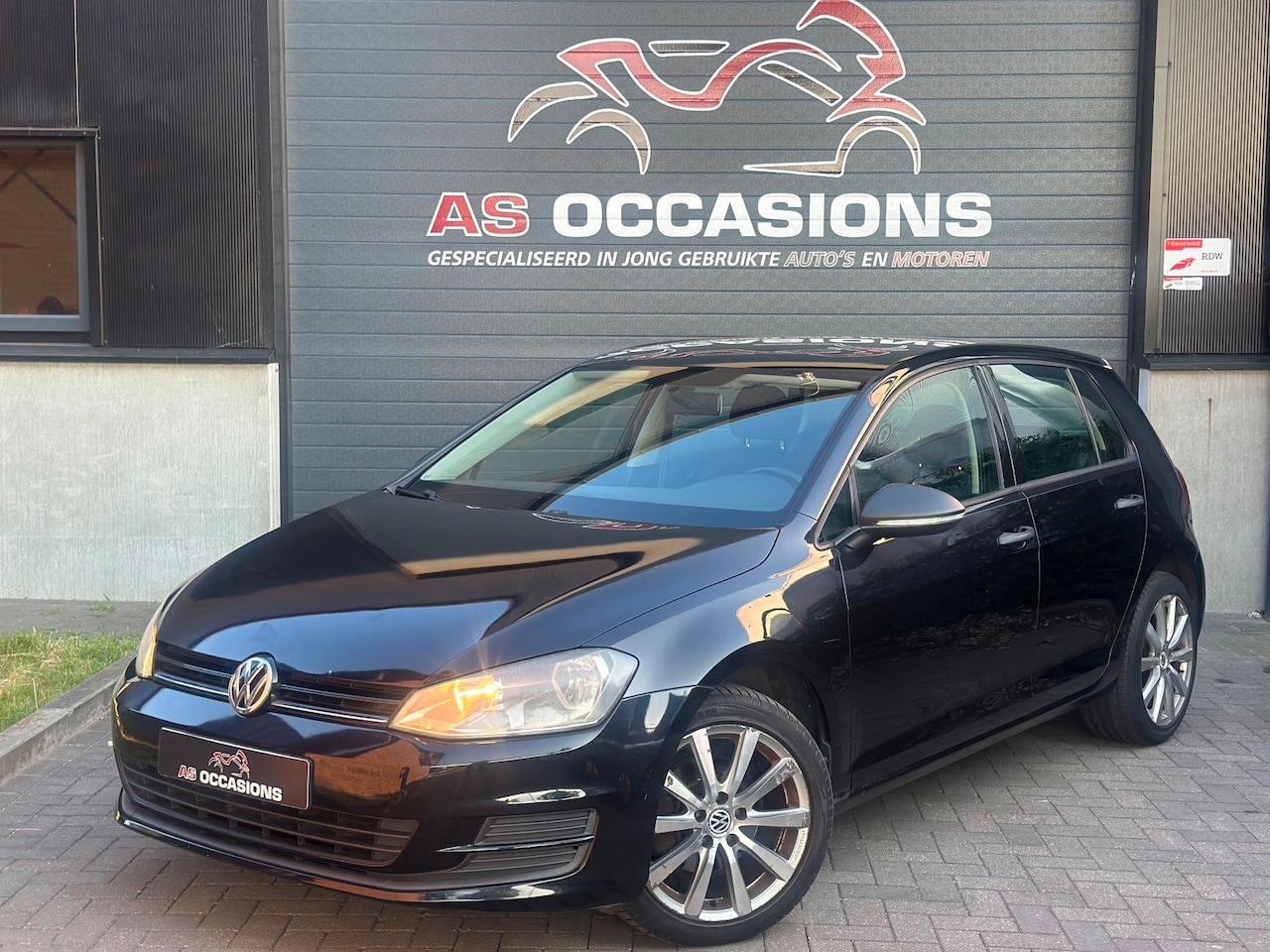 Volkswagen Golf - 1.2 TSI Trendline - Radio - Elektr Ramen - AutoWereld.nl
