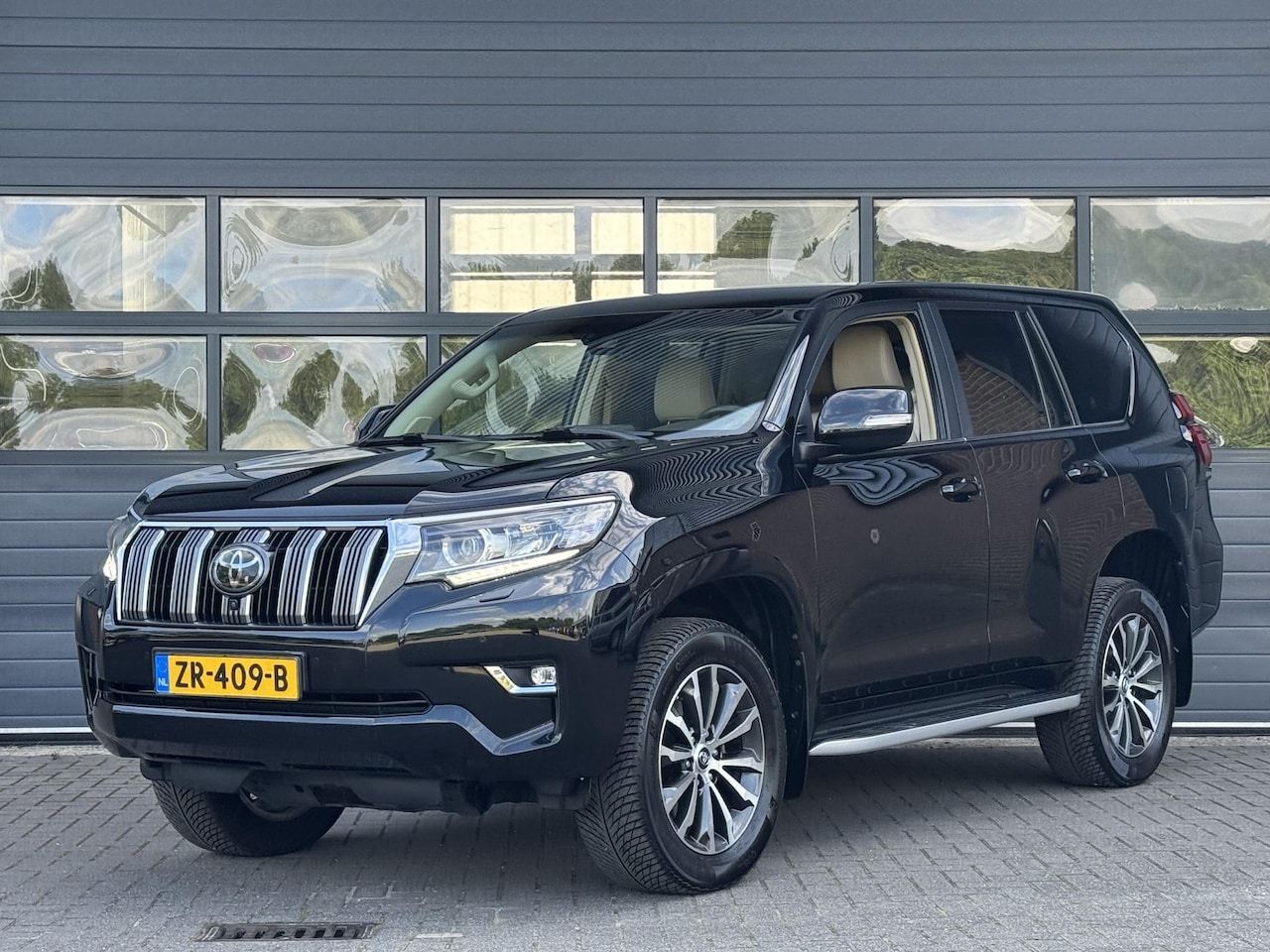 Toyota Land Cruiser - 2.8 D-4D PROFESSIONAL 7-PERS I ORIGINEEL NEDERLANDS I DEALER ONDERHOUDEN I ALL-IN PRIJS - AutoWereld.nl