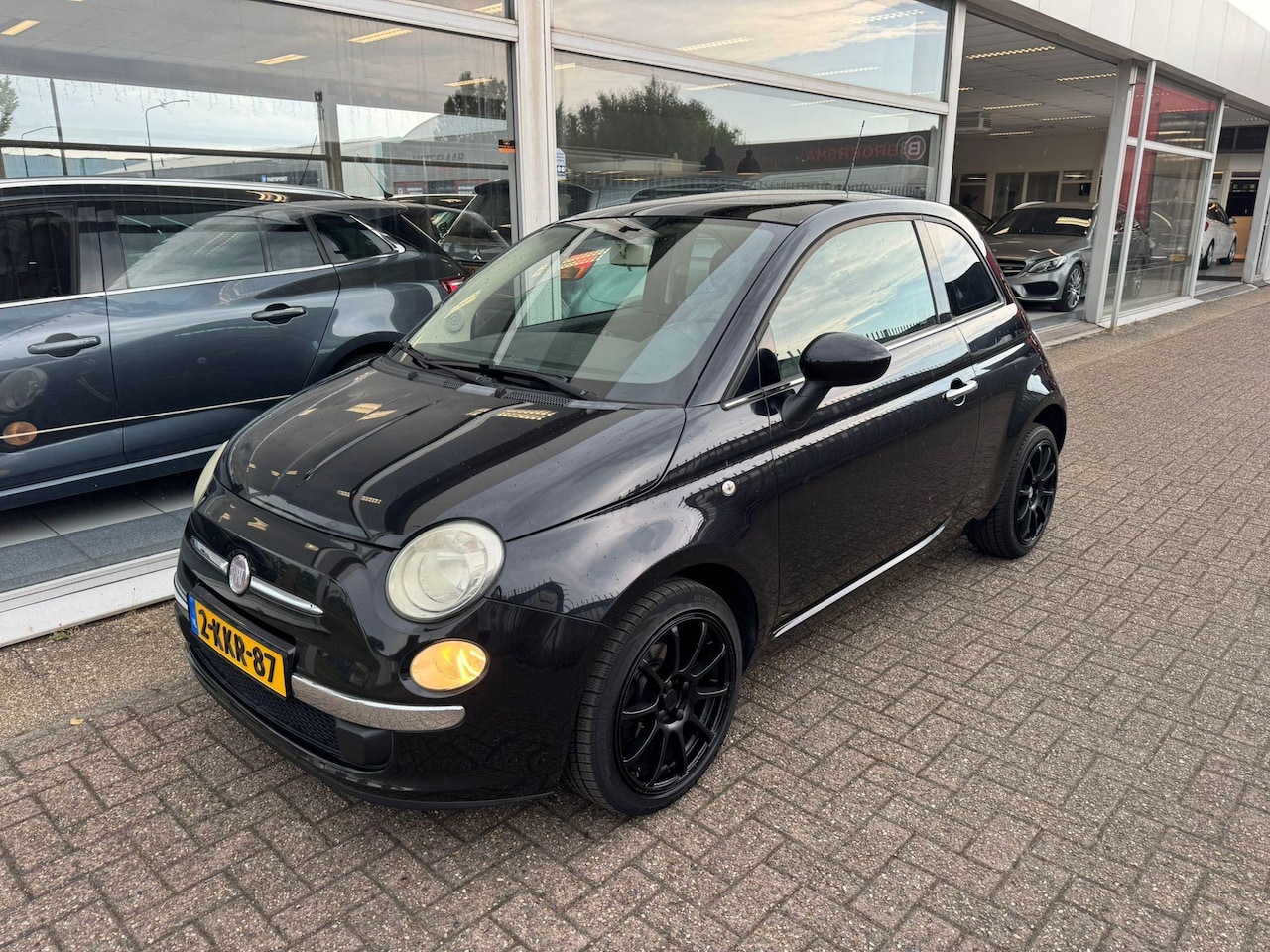 Fiat 500 - 1.2 Lounge | Airco | Panoramadak | Elektrische ramen | APK tot 29-03-2027 | - AutoWereld.nl