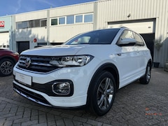 Volkswagen T-Cross - 1.0 TSI R-Line | Adaptive Cruise Control | Parkeerhulp | 116 PK |